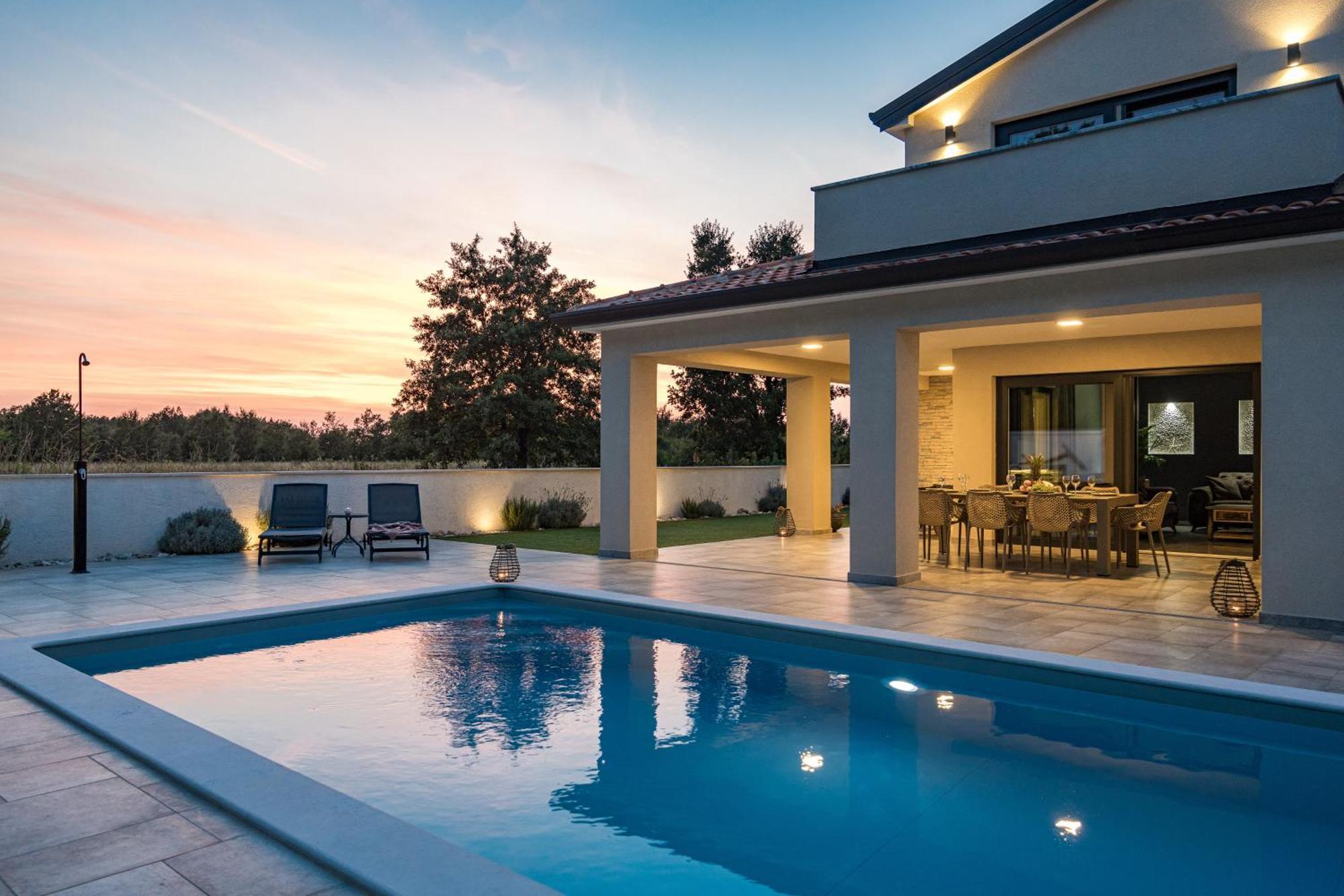 Special Offer! New Luxury Apartment With Pool, Fitness, Outdoor Bar&Grill Buje Exterior foto